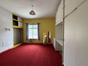 Photo 11- click for photo gallery